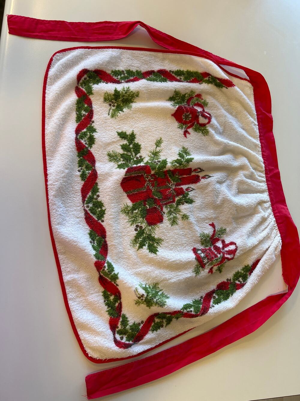 Christmas Candle & Holly Terry Vintage Half-Apron